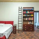 Genoa Belle Arti Elegant Apartment