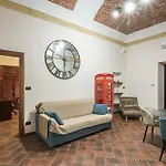 Genoa Belle Arti Elegant Apartment